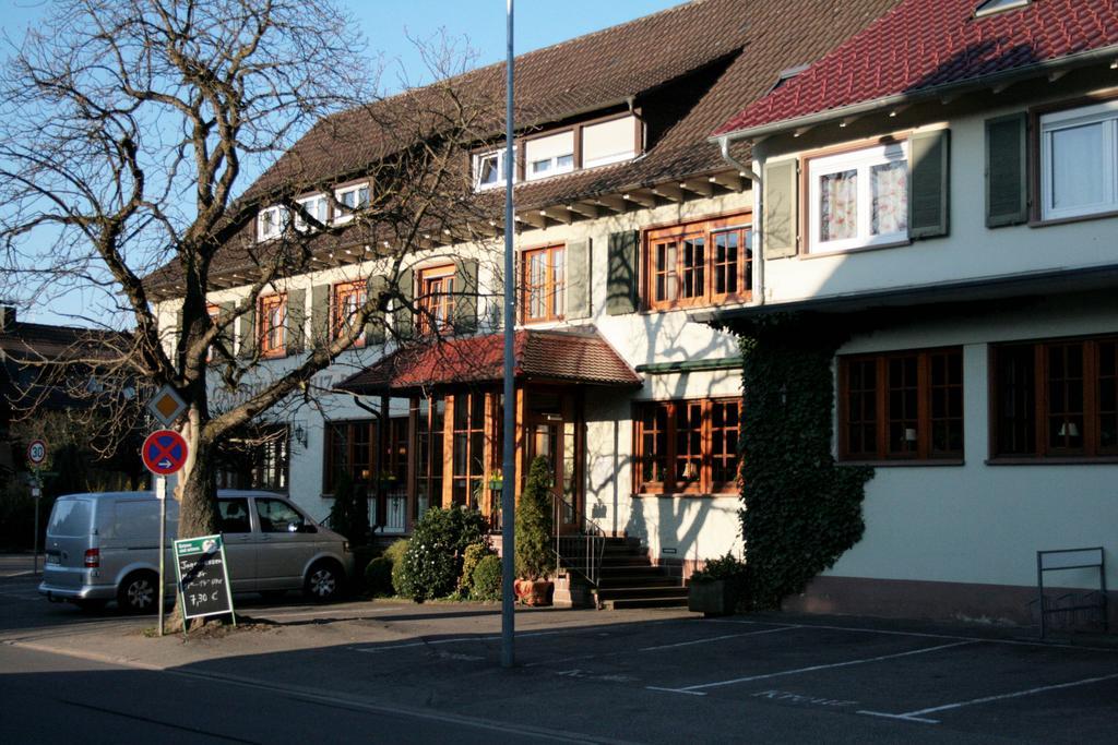 Hotel Gasthaus Kreuz Biberach bei Offenburg Zimmer foto
